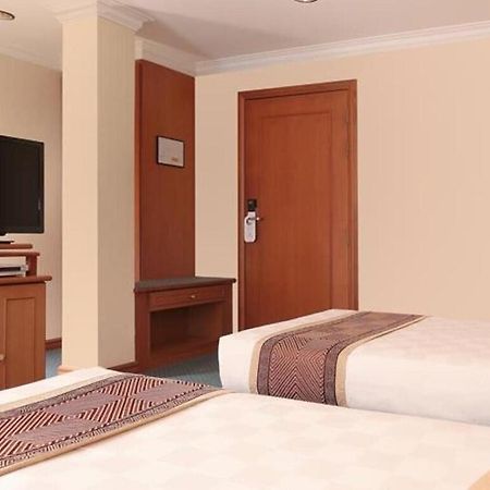 Hotel Sentosa Kuala Belait Kültér fotó