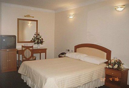 Hotel Sentosa Kuala Belait Kültér fotó